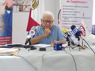 Raúl Flores González explicó que los mexicanos no pueden salir del departamento en el que se encuentran ni tomar algún vuelo a México, pues estos están suspendidos. (EL SIGLO COAHUILA)