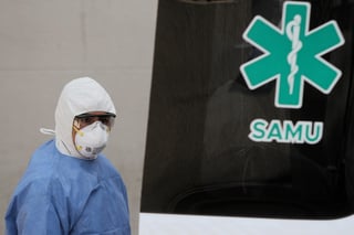 El enfermo se encontraba internado en el Hospital de Zona Número 50 del Instituto Mexicano del Seguro Social de esta capital y es uno de los 19 pacientes con la enfermedad de coronavirus de acuerdo con las pruebas del IMSS La Raza. (EFE)
