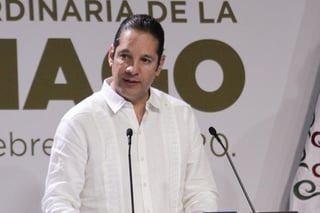 El gobernador de Querétaro, Francisco Domínguez, reportó que dio positivo en la prueba de coronavirus. (ARCHIVO)