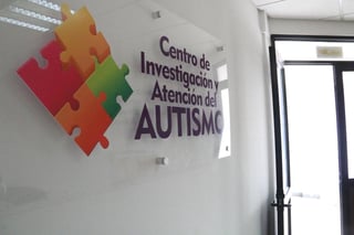 Existen programas de atención para el diagnóstico del trastorno del espectro autista, y terapias en el centro del DIF estatal. (CORTESÍA) 