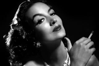 'La Diva del Cine Mexicano', quien destacó por su belleza, talento y magnética personalidad, así como por su carácter decidido, temperamento arrollador y su inteligencia singular. (ARCHIVO)