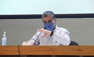Miguel Ángel Riquelme Solís, gobernador del Estado de Coahuila, dio a conocer que se ha avanzado en el tema de contar con camas y ventiladores para atender a pacientes graves de COVID-19.
(EL SIGLO DE TORREÓN)
