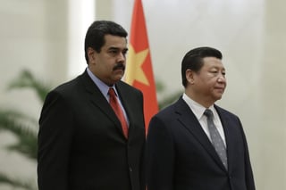 El presidente de Estados Unidos, Donald Trump, aseguró este viernes que no está 'contento' con el acuerdo suscrito por los mandatarios de China, Xi Jinping, y Venezuela, Nicolás Maduro, para ampliar su cooperación frente al coronavirus. (ARCHIVO)