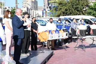 El alcalde de Torreón, Jorge Zermeño Infante, agradeció la solidaridad que han tenido los ciudadanos durante esta contingencia. (FERNANDO COMPEÁN)