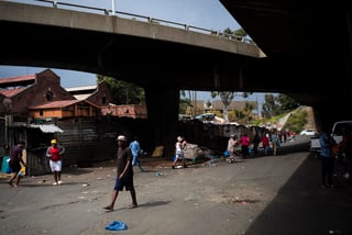 África es vulnerable 'porque el 56 % de su población urbana se concentra en barrios marginales'. (EFE) 