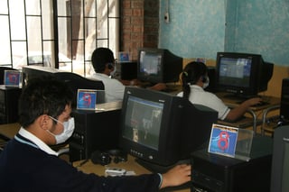 Ante el nuevo panorama escolar, no todos cuetan con computadoras ni Internet en sus hogares.