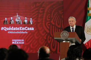 'En esta semana ya podemos tener, mínimo, un millón de personas seleccionadas', dijo López Obrador, quien adelantó que para finales de mayo se prevé que estén entregados dos millones de créditos a pequeñas empresas. (NOTIMEX)