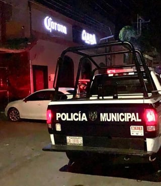 Irma Yadira Marcos, Luis Francisco Nájera y Erik López, integrantes de la EBAT, señalaron que el miércoles por la noche hubo un 'malentendido'. (ARCHIVO)