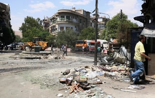 Un camión cisterna cargado con una bomba explotó el martes en una ciudad del norte de Siria controlada por combatientes opositores respaldados por Turquía. (ARCHIVO) 