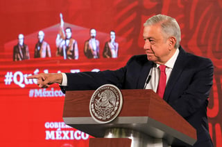 El mandatario federal agradeció a los mexicanos que pese a las adversidades económicas contribuyen con el pago de impuestos para construir un país mejor. (NOTIMEX)