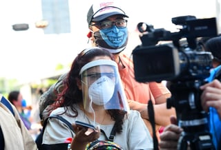 Denuncian reporteros sin fronteras que alrededor de 300 periodistas han sido apresados por hacer su trabajo. (EFE) 