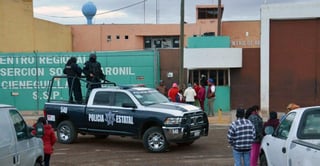 La Secretaría de Seguridad Pública de Zacatecas (SSP) informó que mantiene operativo, en la zona aledaña al Centro Penitenciario y de Reinserción Social (Cereso) de Cieneguillas, tras la fuga de 11 internos. (ARCHIVO)