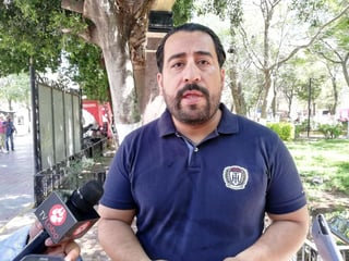 Ángel Luna Puente, regidor del PAN en Lerdo, reconoció que el abastecimiento de agua potable en comunidades ha sido un problema constante, pero ahora se ha extendido al Centro de la ciudad.
(EL SIGLO DE TORREÓN)