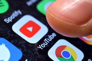 Usuarios a nivel mundial reportaron una caída de YouTube, experimentando problemas en la página web y en la aplicación. (ARCHIVO)