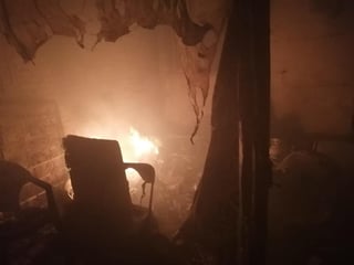 Se registró un incendio en el interior de una vivienda de la colonia Pánfilo Natera de Gómez Palacio. (EL SIGLO DE TORREÓN)