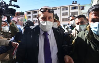 El mayor escándalo de corrupción en los seis meses que lleva en el poder de forma interina Jeanine Áñez en Bolivia deja este miércoles un ministro arrestado y cesado, además de la incógnita de cómo afectará a su imagen pues es candidata para unas elecciones aún sin fecha. (EFE)