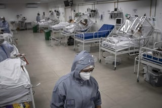 La mala gestión de Brasil en la crisis sanitaria y el avance de la enfermedad han activado alarmas. (EFE)