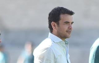 José Riestra, director de futbol de Grupo Orlegi, aceptó que algunos jugadores se vieron para entrenar en sus residencias. (ARCHIVO)