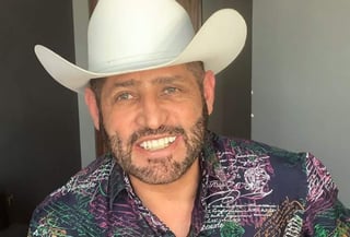 El cantautor mexicano Pancho Barraza abrió su corazón y compartió que para regresar a los escenarios, tras ocho años de ausencia, tuvo que 'matar al Pancho Barraza irresponsable' y liberarse de emociones que no lo dejaban avanzar. (INSTAGRAM) 
