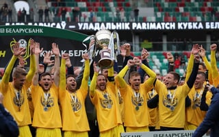 En un dramático final, BATE Borisov se impuso 1-0 al Dinamo Brest cuando parecía que el campeón se definiría en penales. (EFE)