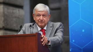 El presidente Andrés Manuel López Obrador afirmó que una vez que se lo autoricen la la autoridades sanitarias, iniciaría una gira de una semana para dar inicio a obras y entregar apoyos sociales. (CORTESÍA)