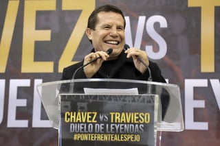 El legendario boxeador Julio César Chávez tendría su billete de lotería conmemorativo el próximo mes de julio, reveló el presidente del Consejo Mundial de Boxeo (CMB), Mauricio Sulaimán. (ARCHIVO)