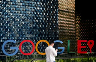 Google anunció que espera regresar a sus empleados a las oficinas el próximo 6 de julio. (ARCHIVO) 