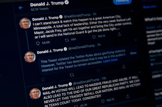 Trump, un prolífico usuario de Twitter, está en guerra con la empresa desde principios de esa semana, cuando la plataforma aplicó verificaciones de hechos a dos de sus publicaciones sobre el voto por correo.
(AP)