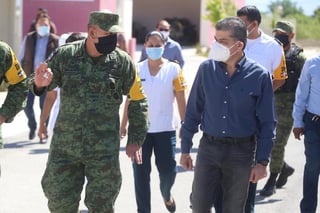 El gobernador Miguel Riquelme Solís destacó la coordinación entre las corporaciones de seguridad.
