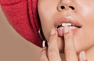 RECOMENDACIONES. Una buena hidratación te ayudará a tener unos labios más sanos. (ARCHIVO)
