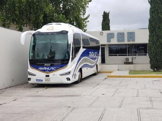 El aseguramiento fue realizado la mañana de este martes por los efectivos de la Secretaría de la Defensa Nacional (SEDENA), al realizar una revisión de rutina en el mencionado autobús de pasajeros que provenía de Michoacán. (EL SIGLO COAHUILA)