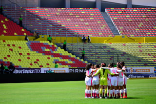 Las jugadoras del equipo femenil de Monarcas comenzaron a despedirse de la afición y de la ciudad de Morelia después de que se diera a conocer la mudanza del club a Mazatlán. (ARCHIVO)