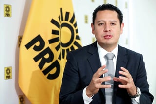 Ángel Ávila Romero, líder nacional del PRD, acusó un 'asalto a la democracia', por parte de Morena en el Senado, luego de la disolución de la bancada de su partido y el PES, por no cumplir con el mínimo de integrantes en sus fracciones. (ARCHIVO)
