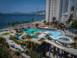 Destinos de playa como Acapulco, Ixtapa Zihuatanejo, Manzanillo, Puerto Vallarta y Puerto Escondido pretenden reactivar el turismo en los próximos meses, en alianza con la aerolínea mexicana Aeromar. (ARCHIVO)