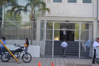 El Palacio de Justicia de Gómez Palacio no debe reiniciar actividades, considera el abogado Jesús Esparza Bejarano. (EL SIGLO DE TORREÓN)