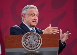 López Obrador recordó que desde su campaña por la Presidencia nunca dijo que iba a quitar las afores. (EL UNIVERSAL)