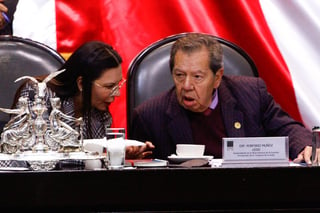 El expresidente de la Cámara de Diputados, Porfirio Muñoz Ledo (Morena), salió en defensa de la controversia Constitucional que presentó su sucesora la panista Laura Rojas, contra el Acuerdo del Ejecutivo Federal que permite que las Fuerzas Armadas continuar en tareas de seguridad pública hasta el 27 de mayo del 2024. (ARCHIVO)