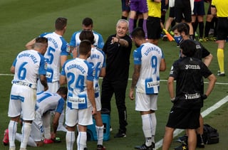 El Leganés de Javier Aguirre perdió 2-1 ante Osasuna, y se complican sus posibilidades de salvarse del descenso. (EFE)