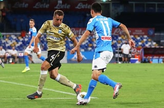 El mexicano Hirving 'Chucky' Lozano volvió a sumar minutos con el Napoli en su victoria 3-1 ante el Spal de este domingo, en donde dejó buenas sensaciones para su técnico Gennaro Gattuso. (EFE)