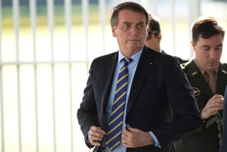 El economista Carlos Alberto Decotelli, designado el pasado viernes nuevo ministro de Educación en el gobierno del presidente Bolsonaro (foto), puede perder el cargo antes de asumirlo, por sospechas de falsedades en su currículum. (ARCHIVO) 