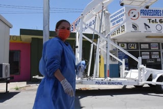De acuerdo a los algoritmos con los que se mide la pandemia, esta semana habrá un repunte y el Ayuntamiento de Monclova inició una campaña para reforzar el uso de tapabocas. (EL SIGLO COAHUILA)