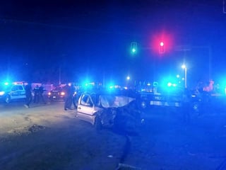 Los hechos ocurrieron cerca de las 23:10 horas en el cruce del bulevar Rebollo Acosta y la calle Juan Escutia. (EL SIGLO DE TORREÓN)