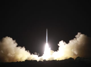 Israel lanzó exitosamente al espacio el satélite de reconocimiento Ofek 16, en lo que el ministro de Defensa describió como un 'logro extraordinario para el sistema de defensa' del país. (ARCHIVO) 