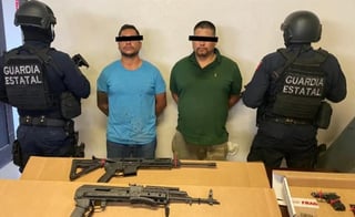 En conjunto con el Grupo Estatal de Seguridad de Investigación (GESI) de dicho estado, personal naval logró el martes la captura de 'El Chiquilín', en el municipio de Ensenada, informaron fuentes federales.
(ESPECIAL)
