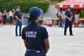 Ya está conformada la nueva generación de la Academia de la Policía de Torreón. Las capacitaciones iniciarán en cuestión de días. (EL SIGLO DE TORREÓN)