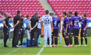 A través de un comunicado, el nuevo equipo de la Liga MX reveló que dos jugadores y una persona del staff dieron positivo en la prueba más reciente de coronavirus, todos ellos asintomáticos.
(TWITTER)