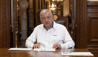 El presidente de México, Andrés Manuel López Obrador, dijo este domingo que en su país la pandemia por el coronavirus SARS-CoV-2 va a la baja y pierde intensidad y que su nación saldrá adelante de este mal momento provocado por la emergencia sanitaria. (ARCHIVO)