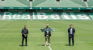 Manuel Pellegrini, extécnico del Real Madrid que este lunes ha sido presentado como entrenador del Betis. (EFE)