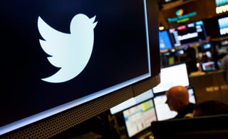 Twitter reconoció la brecha en su sistema de seguridad y abrió una investigación ante lo que consideró 'un ataque de ingeniería social'. (ARCHIVO) 