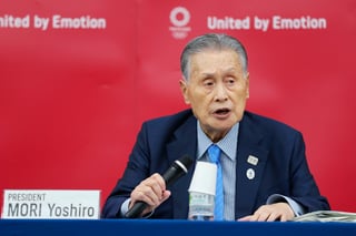 Yoshiro Mori, presidente del comité organizador de los Juegos Olímpicos, tiene la confianza de que se controle la pandemia a nivel mundial o que aparezca una vacuna, de lo contrario tendrían que cancelarse. (AP)